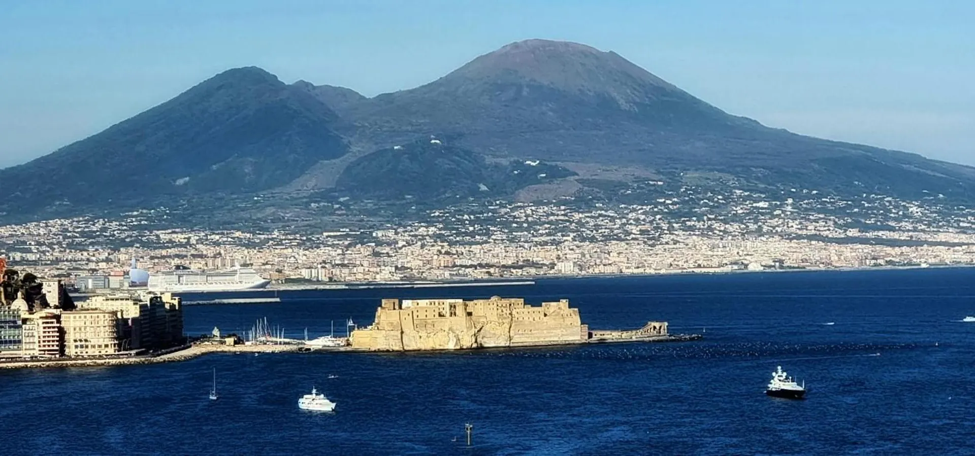 Casa Sant'Anna Alle Paludi Naples Italy
