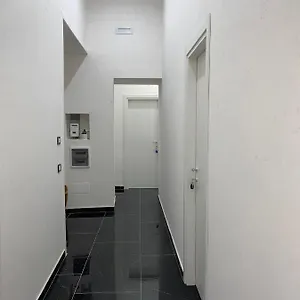 Πανσιόν Savastano House, Νάπολη